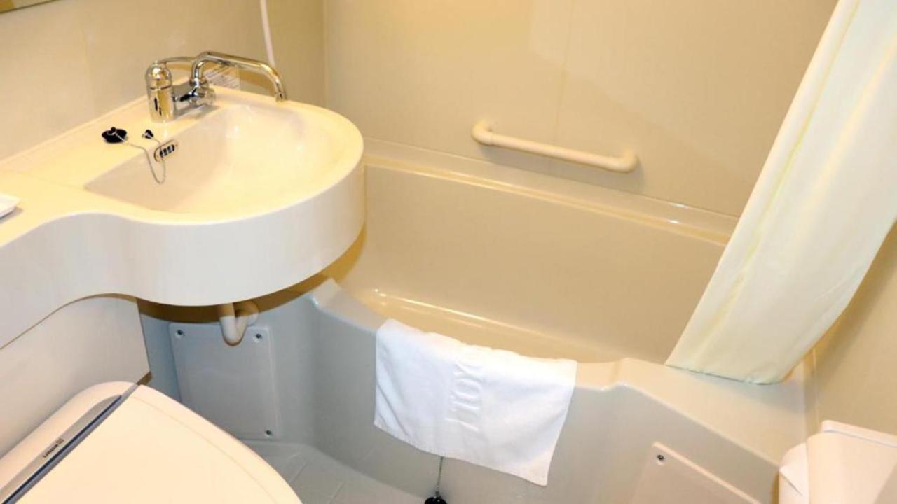 Toyoko Inn Iwakuni Eki Nishi Guchi Exteriér fotografie